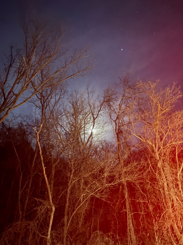 night sky with red light